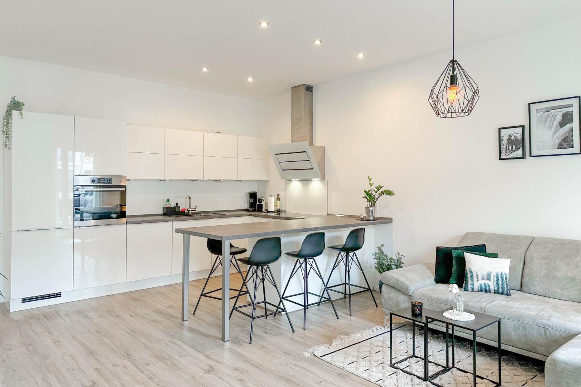 Modernes Trierer Cityloft Mit Grossem Balkon Ngoại thất bức ảnh