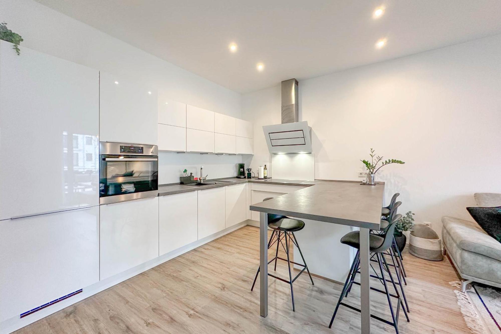 Modernes Trierer Cityloft Mit Grossem Balkon Ngoại thất bức ảnh