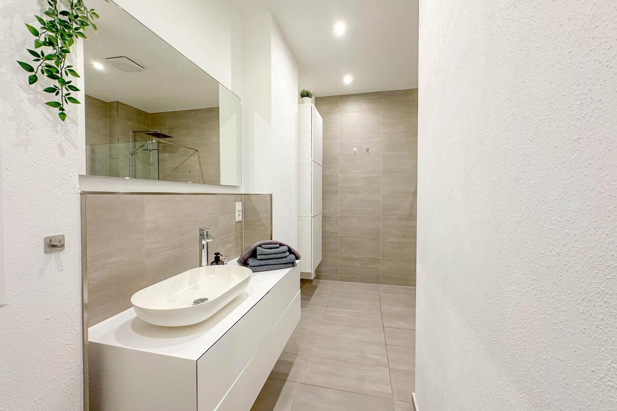 Modernes Trierer Cityloft Mit Grossem Balkon Ngoại thất bức ảnh