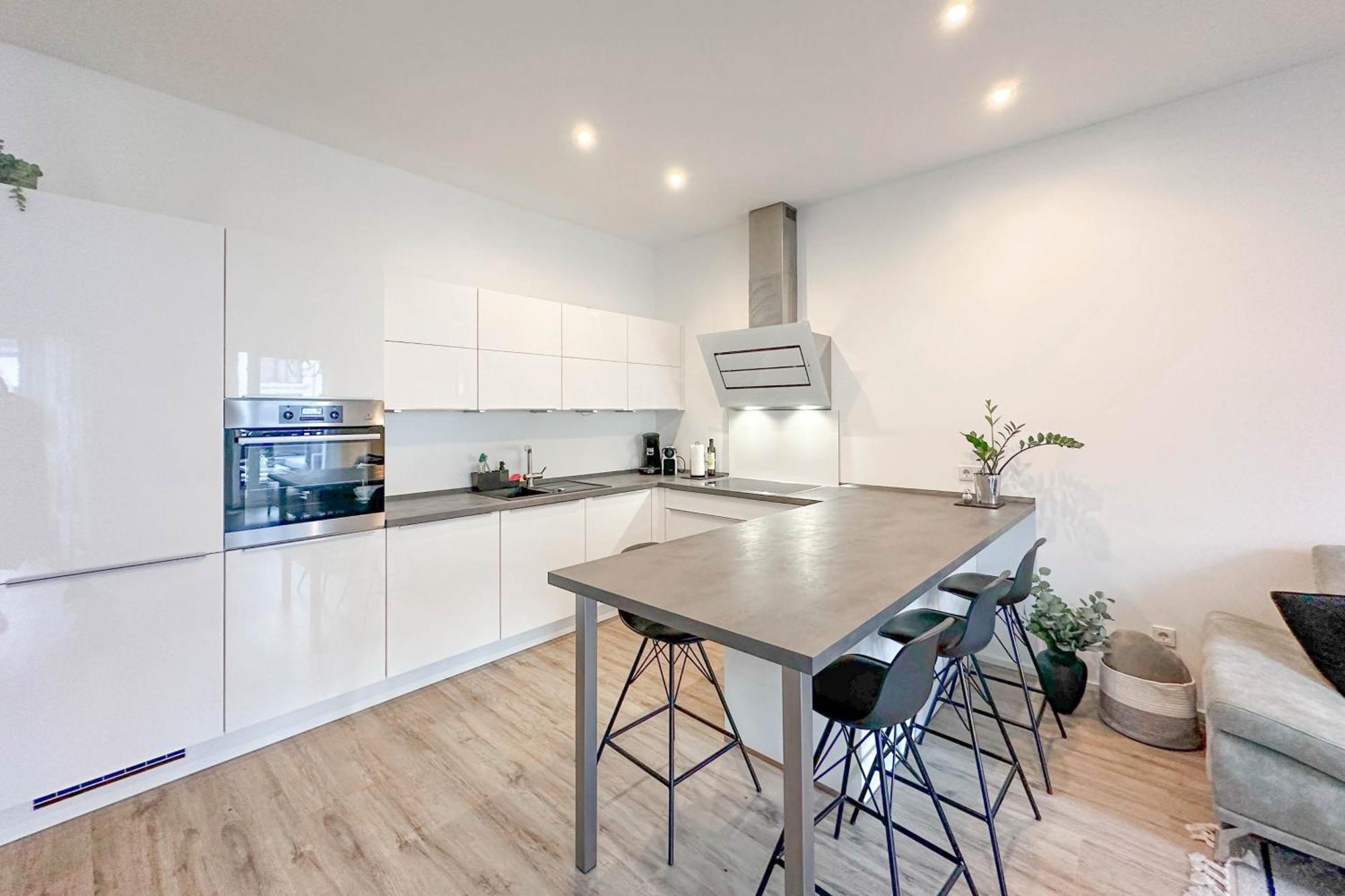 Modernes Trierer Cityloft Mit Grossem Balkon Ngoại thất bức ảnh